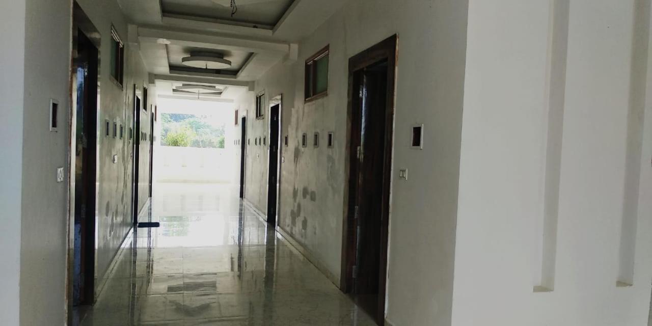 Hotel Radha Rani Mahal Khajurāho Exterior foto